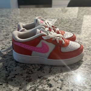 Nike toddler 2023 valentines Air Force One